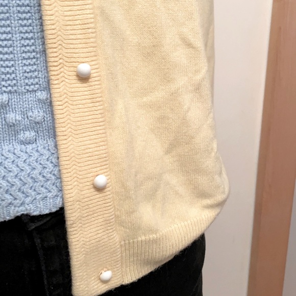 Vintage Carroll Reed Light Yellow Cardigan, Size M - Picture 3 of 12
